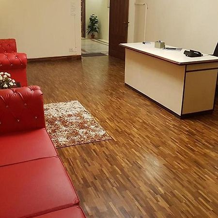 Greenleaf Apartment And Suites, Kalkaji Нью-Делі Екстер'єр фото